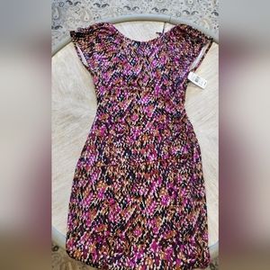 Diane Von Furstenberg Thane Silk dress, size 4. Brand New.